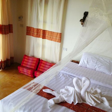 Nautilus Right On The Beach Resort Ко-Ланта Екстер'єр фото